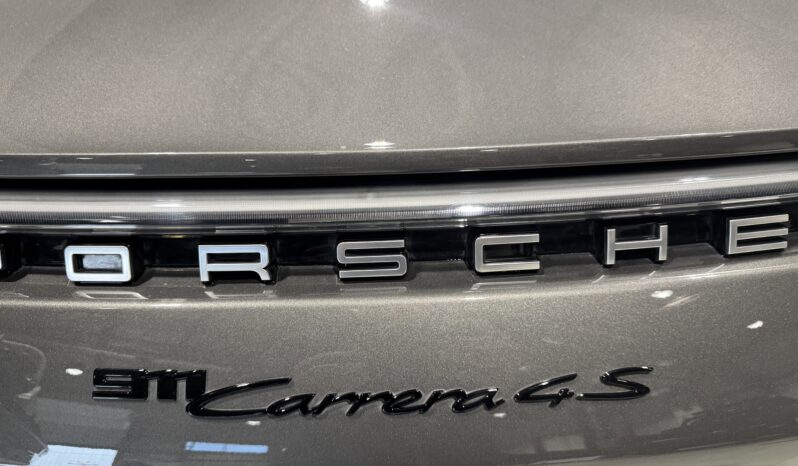 2017 911 C4S full