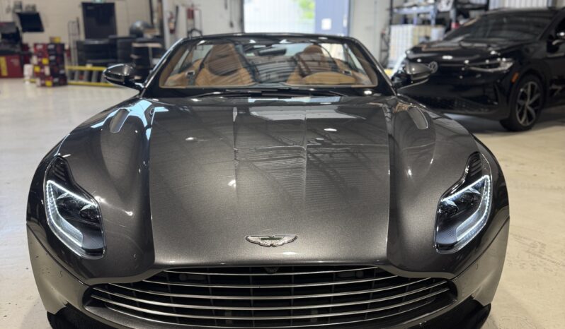 2021 Aston Martin DB11 Cabriolet full