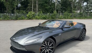 2021 Aston Martin DB11 Cabriolet full